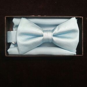 MEN'S LARR BRIO BOW TIE AND HANKY SET